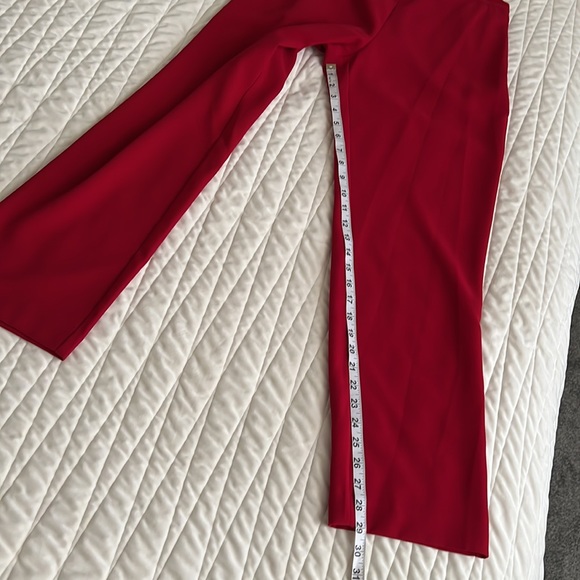 Natori Red Crepe Slim Pants Size Medium - Picture 12 of 13